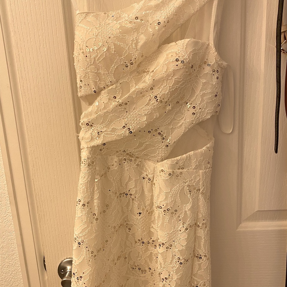 Brand New Homecoming, Prom or going out dress
